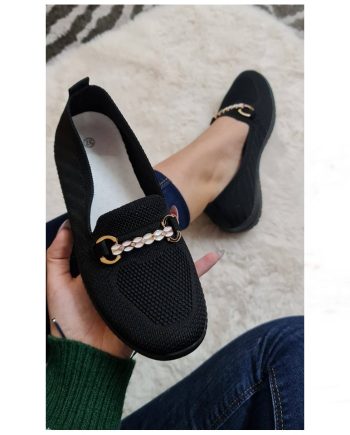 sapato desportivo em tecido elástico cor preto com aplicação