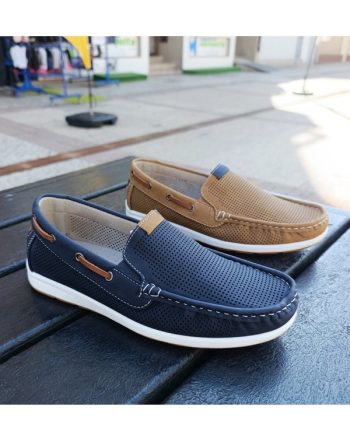 Mocassim de homem com picotado cor camel ou azul